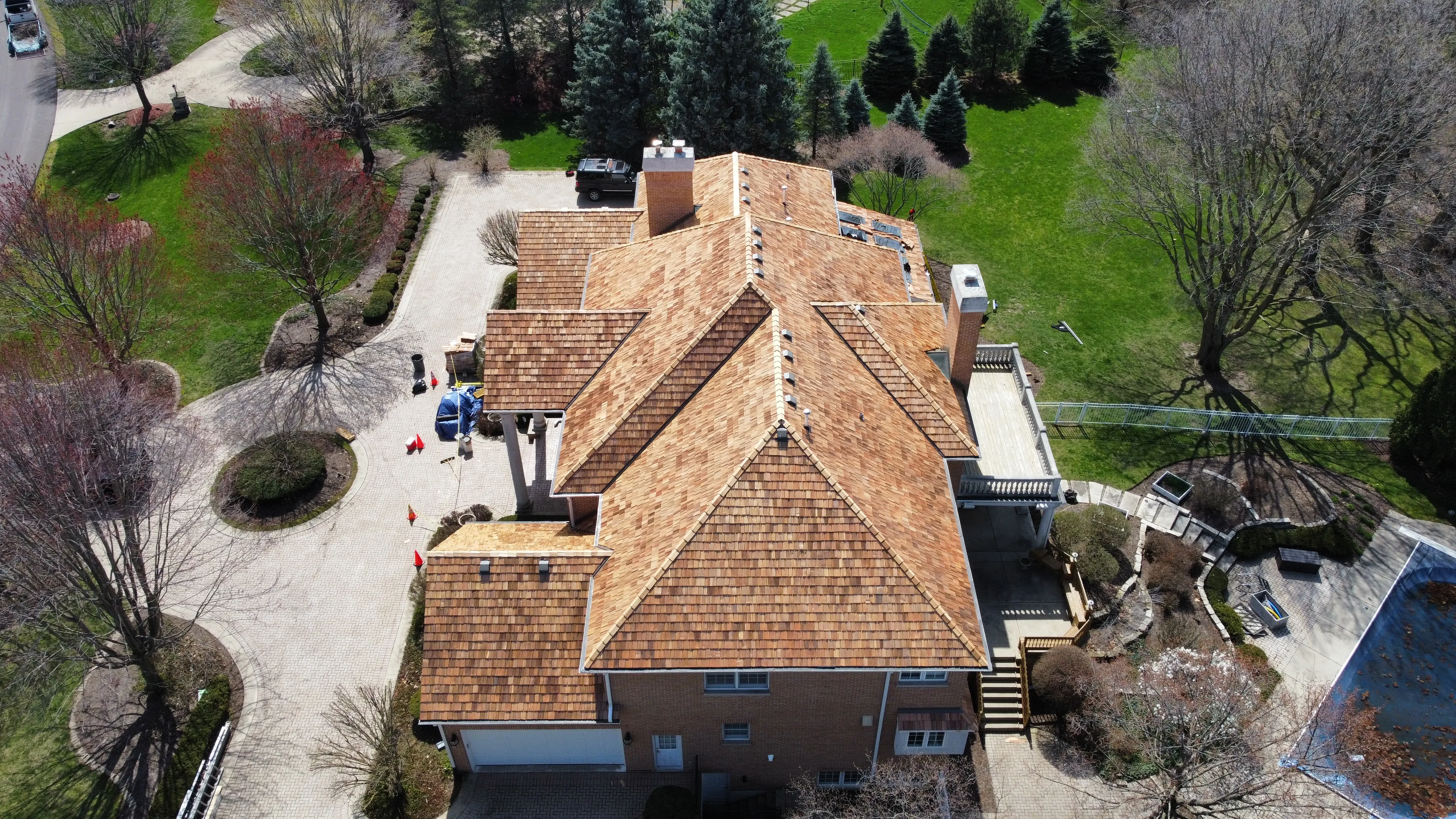 Completed cedar-shake-look architectural shingle roof on a Chicagoland home