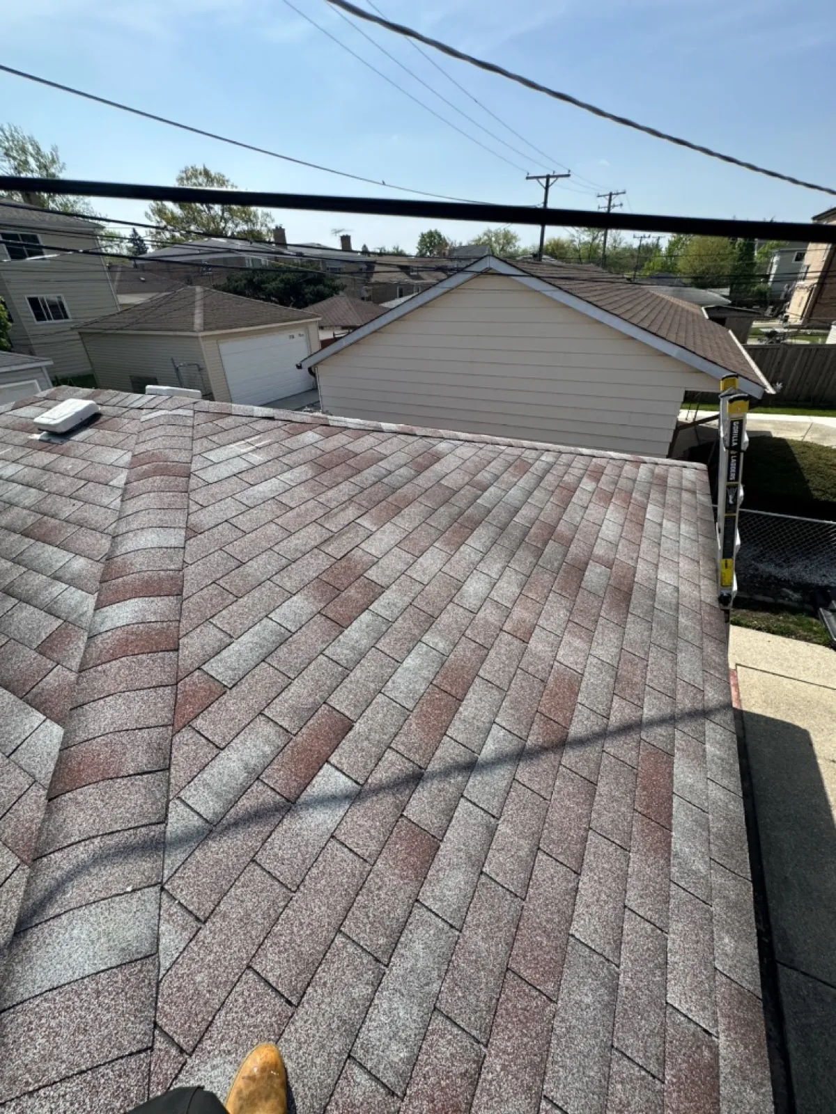 New multi-toned architectural shingle roof on a residential home in Elmwood Park, IL