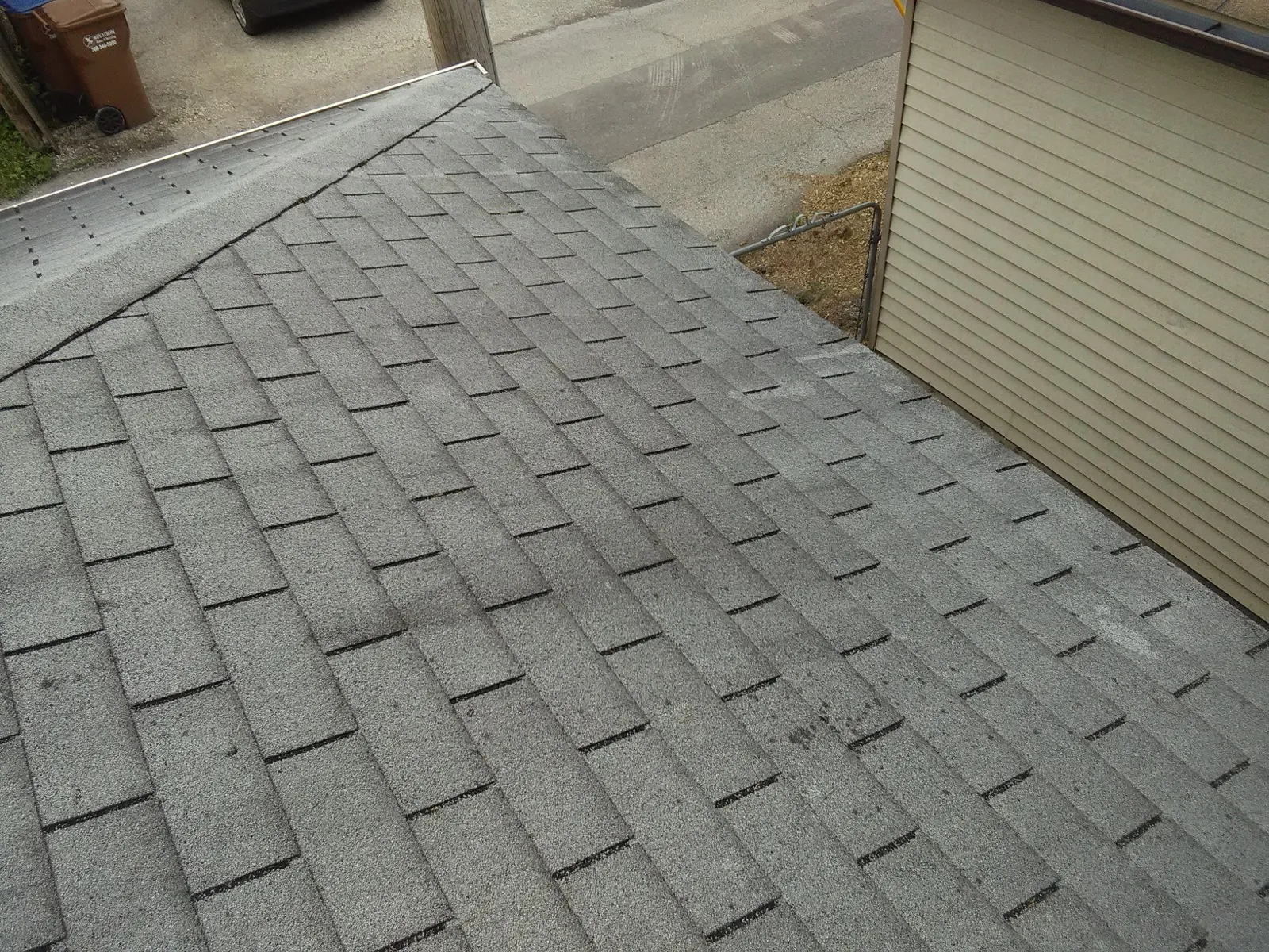 New gray architectural shingle roof installation in River Forest, IL